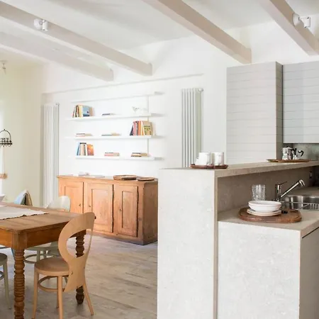 Plum Guide - The Author'S Escape Apartman *