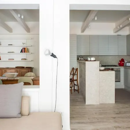 Plum Guide - The Author'S Escape Apartman Róma
